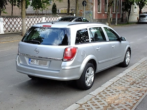Opel Astra H caravan 1,9 TD - imagine 4