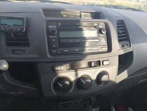 Vand Toyota Hilux 2,5 din 2012 - imagine 3