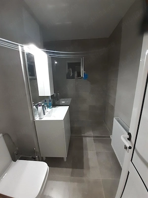 Apartament 2 camere decomandat - gata de mutare | Zona Liceu - imagine 3