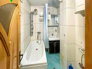De vanzare, apartament 3 camere decomandat, Piata Sarbilor - imagine 4