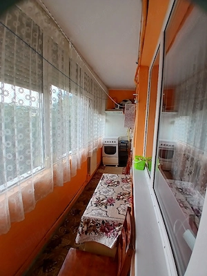 Închiriez apartament 2 camere Mobilat  - imagine 5