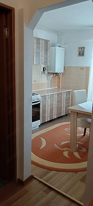 Vând ap. 1 cameră, 32 mp, mobilat, zonă bună. Preț fix 45000 euro, detalii la te.    - imagine 4