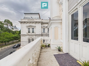 Apartament emblematic in Palatul Cenad, Arad - imagine 2