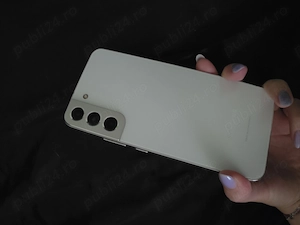 Samsung S22+ 