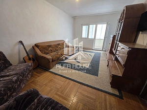 Vând ap.2 camere decomandat, etaj 3, zona Lunca - imagine 9