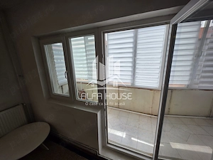 Vând ap.2 camere decomandat, etaj 3, zona Lunca - imagine 11