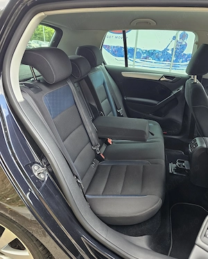 VW Golf 6 1.4TSI TEAM Navigatie Parkassist Clima ÎncălzireScaune PilotAuto Bluethoot Euro5  - imagine 16