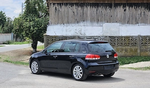VW Golf 6 1.4TSI TEAM Navigatie Parkassist Clima ÎncălzireScaune PilotAuto Bluethoot Euro5  - imagine 6