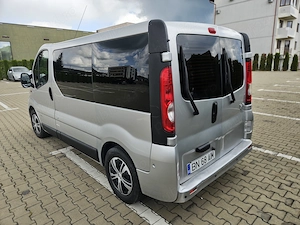 Renault Trafic 8+1 locuri - imagine 4