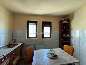 Lugoj,  Vila P+2E+M ,  656 Mp., Construiti, Posibilitate De Investitie, Zona 0 - imagine 20