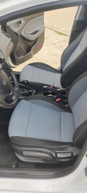 Vând autoturism Hyundai I20 - imagine 2