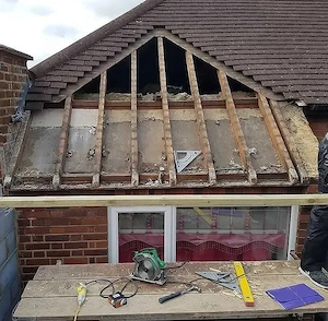 Acoperișuri la cheie: montaj, reparații, dulgherie, mansardări