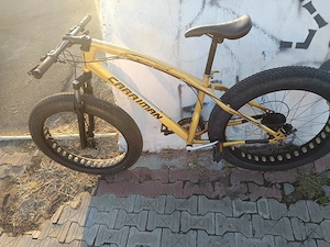 Bicicleta fat bike Caraiman
