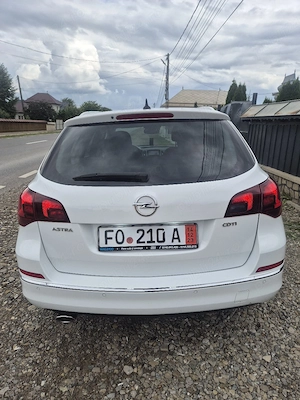 Opel Astra J an 2013 07 mot 2000 CDTI 163 cp Euro 5 - imagine 4