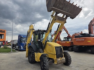 Buldoexcavator New Holland B100C, 2 h, cupa 4x1, furci, brat extensibil 39.900 Eur+Tva - imagine 7