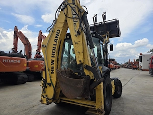 Buldoexcavator New Holland B100C, 2 h, cupa 4x1, furci, brat extensibil 39.900 Eur+Tva - imagine 3