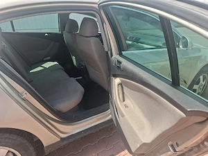 VW Passat 1.9 Tdi - imagine 4