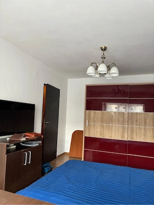 Proprietar Apartament 1 cam Girocului etaj 2 mobilat utilat