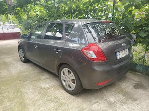 Kia Ceed 1.4 Benzină + GPL – 2010 – 1.500 € negociabil / Dezmembrez  - imagine 3