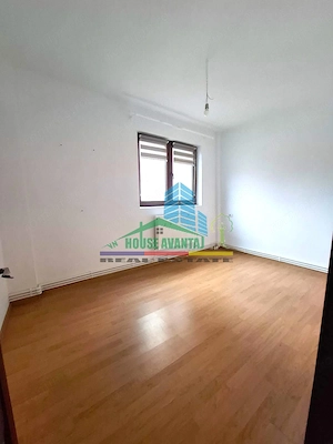 Apartament 3 camere Ultracentral etaj 1 - imagine 10