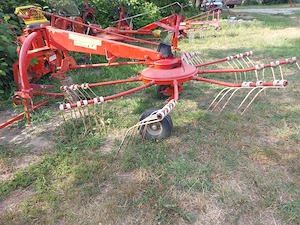 Grebla păianjen de adunat fanul marca POTTINGER, NYEMEIER 2.20-2.80 metri - imagine 8