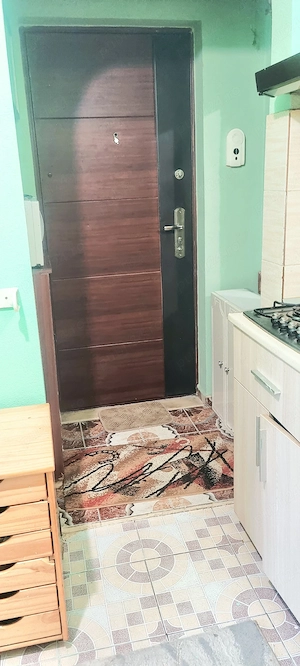 disponibila ,la inchiriere gars 20mp Marasti ,zona camine studentesti ,12000 lei - imagine 9