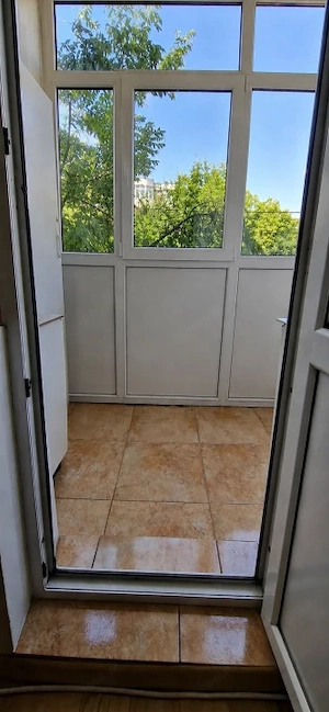 Apartament 3 camere, 67 mp, etaj 1/4, zona Rovine - imagine 13