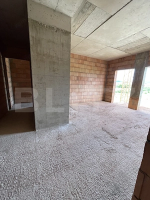 Apartament 3 camere, 71 mp, zona Calea Moldovei