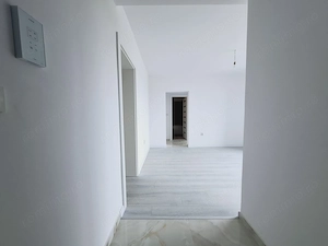 3 camere in bloc nou finalizat. Etajul 1. Model cu 2 balcoane.  - imagine 3