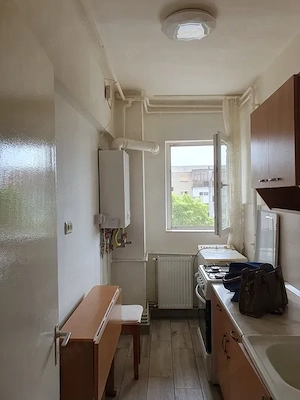 Ap spatios si decent cu termoteca 1 cam la Uta ocupabil imediat