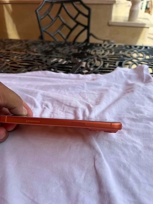vand apple iphone 17 pro max cosmic orange 