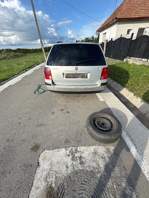 vand pasat / dezmembrez passat b5 1.9 an 2004 - imagine 3