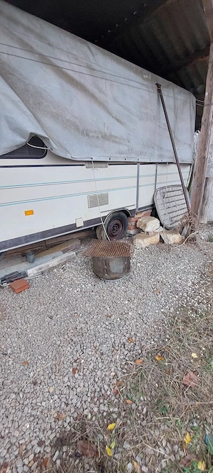 Casa veche cu teren 1300 mp - imagine 4
