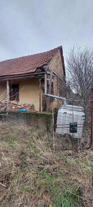 Casa veche cu teren 1300 mp - imagine 3