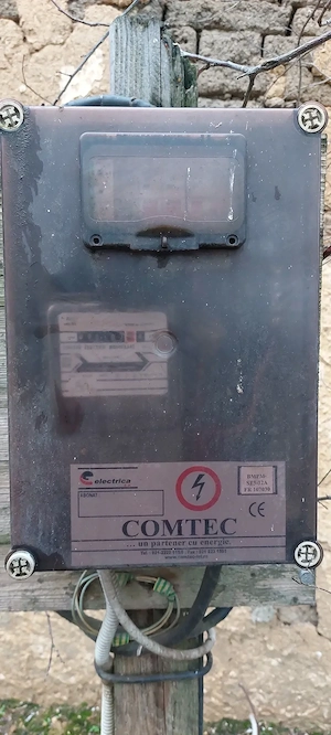 Casa veche cu teren 1300 mp - imagine 2
