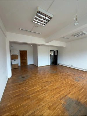 Spațiu de birouri de închiriat   35,3 mp + baie proprie | Strada Aurel Vlaicu nr. 2, Iași - imagine 3