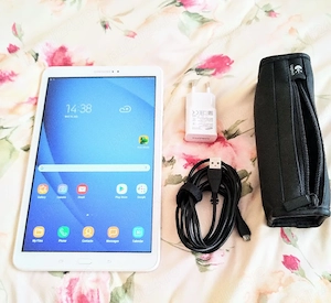 Tabletă Samsung Galaxy Tab A6 ca nouă cu husă de protecție Celly neagră 