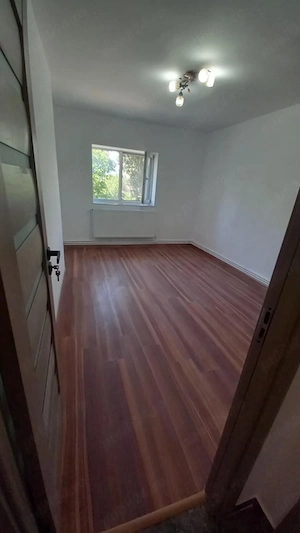 Vand Garsoniera tip apartament in Marasesti Vrancea etaj 2 din 4,29 mp, renovata complet 