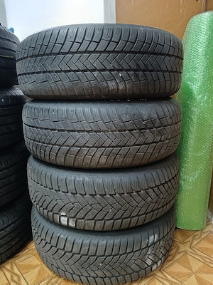 Set 4 anvelope iarna 215/55/17 vredestein/fulda dot 2023/2024 - imagine 5