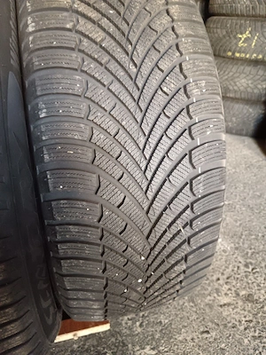 Set 4 anvelope iarna 235/55/18 dot 2025 sentury cum vin VW Tiguan de fabrica echipate - imagine 5