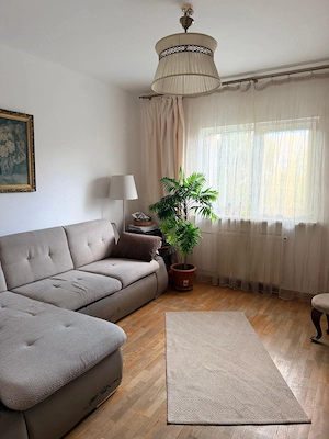 Apartament 3 camere Mircea Voda - Nerva Traian cu vedere la parc