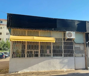 Spatiu comercial Poarta 6