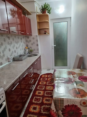 Închiriez apartament 2 camere.  - imagine 8