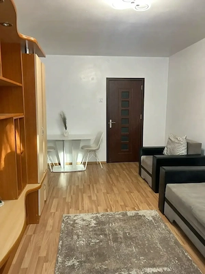 Caut colega de apartament 