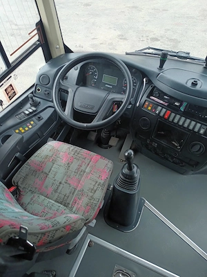 Otokar Sultan Mega, an 2018, AC-climatizare, sirocou, Webasto, Euro 6, 37 locuri, stare perfecta - imagine 8