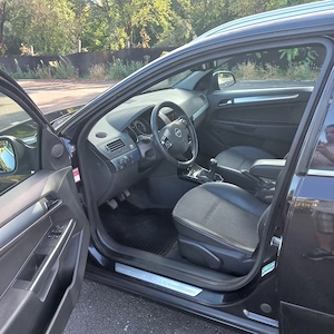 Opel Astra H 1.7 CDTI Combi 2009 - imagine 5