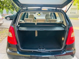 Mercedes A160 eco benzină + GPL euro-5 An-2011 Km-132.000  Clima A C funcțională  - imagine 7
