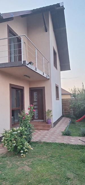 Casa Vila de vanzare Bradu - imagine 5