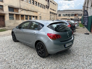 OPEL ASTRA J 1.6 Benzina  116CP EURO 5 06 2011 cash   Rate   Buy-back  - imagine 4