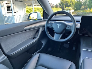 2021 Tesla Model Y Long Range AWD - imagine 6